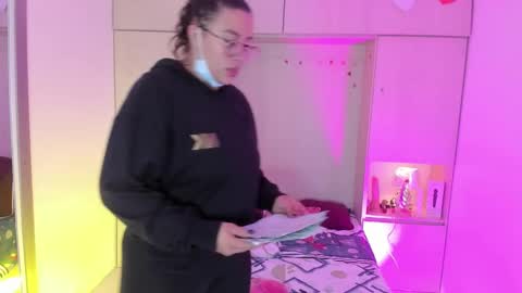         online show from 10-24-25, 11:39