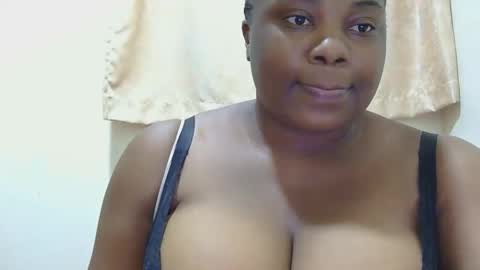 Snapshot of liilcutiee chatting on 04-27-26, 09:13 Lily online show from 04-27-26, 09:13