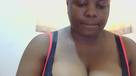Snapshot of liilcutiee chatting on 06-11-26, 09:51 Lily online show from 06-11-26, 09:51