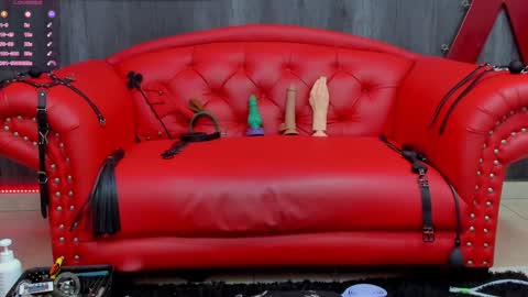 Nini - online show from 12-18-24, 12:40