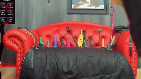Snapshot of liittledollyx chatting on 06-10-26, 11:53 Nini - online show from 06-10-26, 11:53