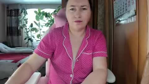 lika35109 online show from 02-13-25, 04:00