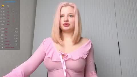 Anna and Bella online show from 06-20-26, 05:32