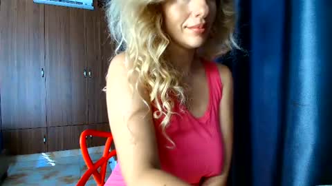 Mia                   Onlyfans link -  online show from 06-17-26, 05:10