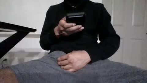 Snapshot of likeitorleaveit008 chatting on 12-28-24, 02:32 likeitorleaveit008 online show from 12-28-24, 02:32