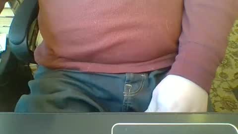 Snapshot of likestobewatchedm chatting on 02-08-26, 09:18 N online show from 02-08-26, 09:18