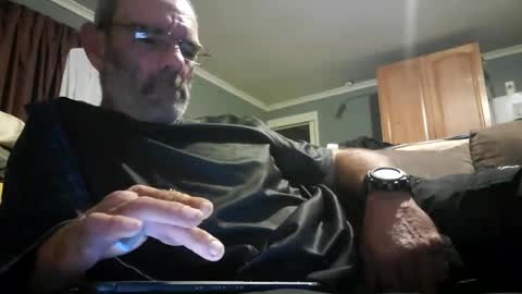 Snapshot of liketowatch1234529419 chatting on 07-04-26, 09:59 liketowatch1234529419 online show from 07-04-26, 09:59