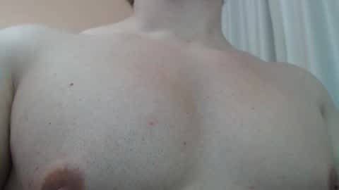 Snapshot of likwidator84 chatting on 05-15-26, 11:23 Maximus online show from 05-15-26, 11:23