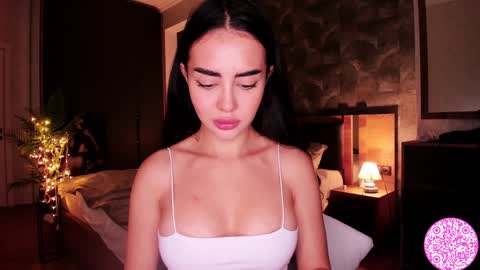 Gabriela online show from 12-12-24, 04:48