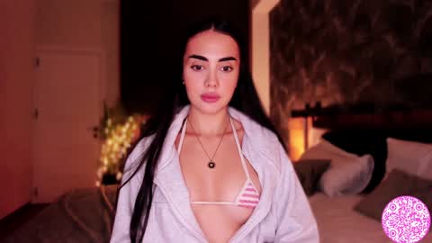 Gabriela online show from 12-14-24, 03:51