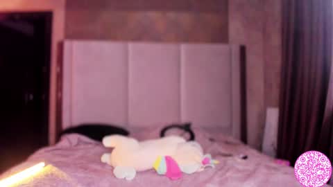 Gabriela online show from 01-27-25, 07:03