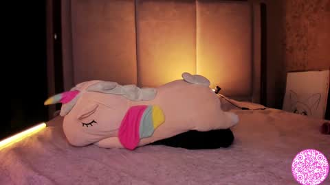 Gabriela online show from 02-06-25, 04:10