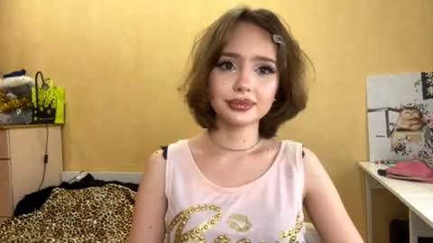 Lily online show from 01-06-26, 03:27