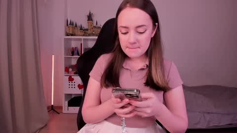 for free registration 3  online show from 02-16-25, 06:21