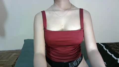 Snapshot of lil_jane21 chatting on 09-10-25, 10:32 lil_jane21 online show from 09-10-25, 10:32