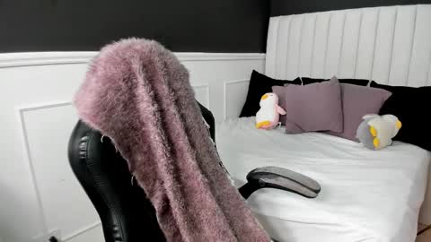 Lila  online show from 03-12-26, 11:16