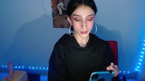 Snapshot of lil_lisaa chatting on 12-30-24, 07:04 Lisaa online show from 12-30-24, 07:04