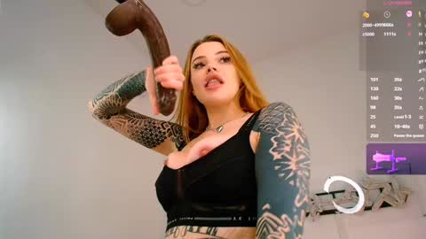Snapshot of lil_shouty_bitch chatting on 12-19-24, 03:19 Chasey   online show from 12-19-24, 03:19