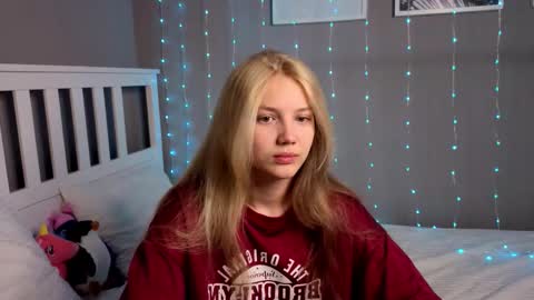 Emma online show from 12-15-25, 10:52