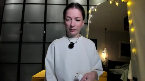 Snapshot of lil_uff chatting on 04-30-26, 07:53 aka princessmaya online show from 04-30-26, 07:53