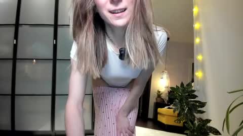 Snapshot of lil_uff chatting on 05-01-26, 10:03 aka princessmaya online show from 05-01-26, 10:03