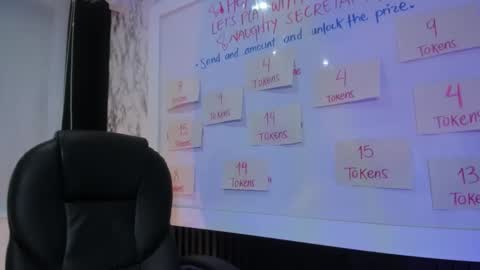 Snapshot of lila_cox chatting on 09-17-25, 11:01 lila_cox online show from 09-17-25, 11:01