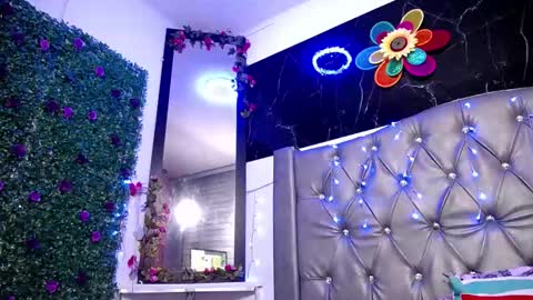   online show from 02-19-25, 11:06