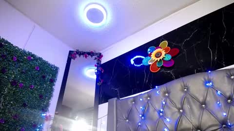   online show from 03-05-25, 11:49