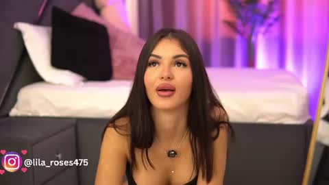 Snapshot of lila_hottie_rosie chatting on 08-01-26, 04:23 Lila The Hottie online show from 08-01-26, 04:23