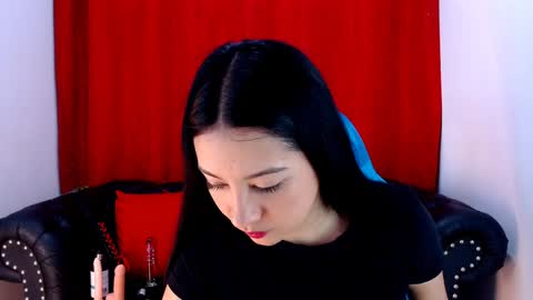 L I L A online show from 01-26-25, 01:47