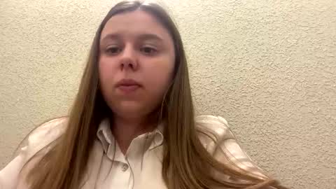 Lily online show from 10-09-25, 07:23