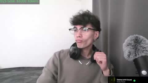 Yeh online show from 01-14-25, 03:22