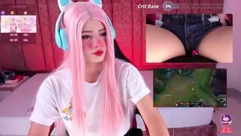 Lila online show from 10-27-25, 01:15