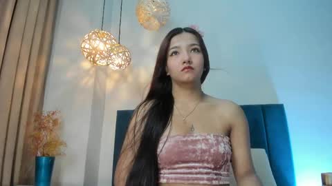 Snapshot of lilarosss chatting on 05-27-26, 11:51 Lila Ross online show from 05-27-26, 11:51