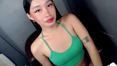 Snapshot of lilatara chatting on 11-15-25, 02:31 Lila online show from 11-15-25, 02:31