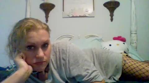 Snapshot of lilbart88 chatting on 08-09-26, 11:26 lilbart88 online show from 08-09-26, 11:26