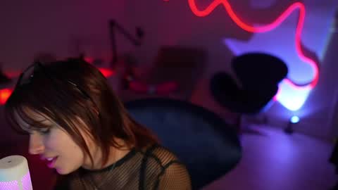 Rebecca online show from 04-21-26, 04:52