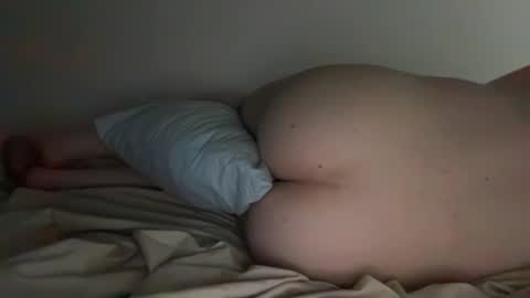 Snapshot of lilbenny05 chatting on 02-08-25, 07:59 lilbenny05 online show from 02-08-25, 07:59