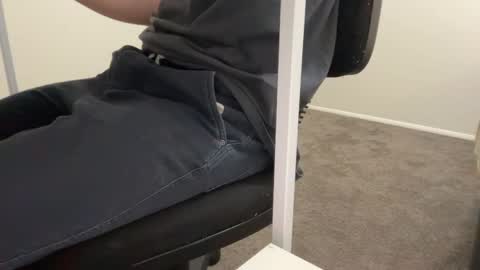 Snapshot of lilbenny05 chatting on 02-10-25, 08:31 lilbenny05 online show from 02-10-25, 08:31