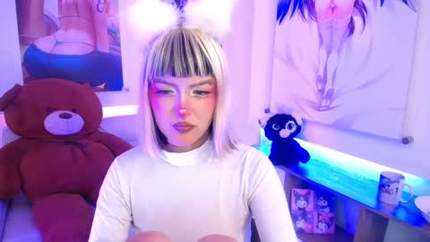 lilcandy19 online show from 09-17-25, 12:18