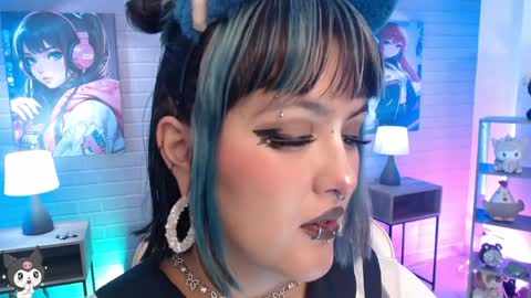 Snapshot of lilcandy19 chatting on 05-27-26, 12:02 lilcandy19 online show from 05-27-26, 12:02