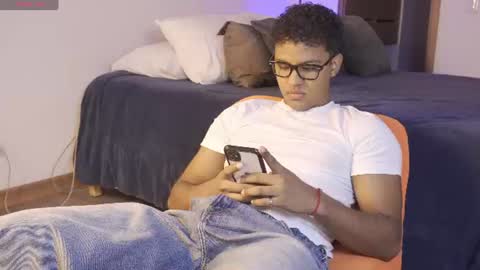 Snapshot of lildantear chatting on 07-17-26, 10:33 Dante online show from 07-17-26, 10:33