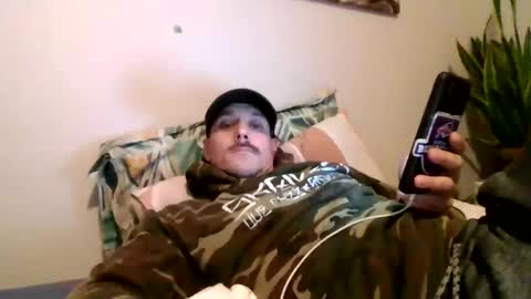 Snapshot of lildeer1980 chatting on 12-20-24, 01:03 lildeer1980 online show from 12-20-24, 01:03