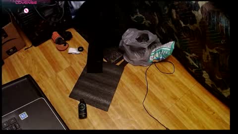 lildragon069 online show from 12-23-24, 07:17