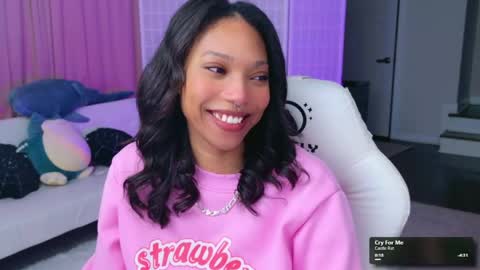 evie online show from 04-22-26, 01:19