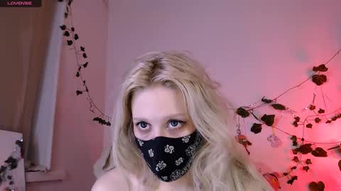 Snapshot of lilgangsta2002 chatting on 01-26-25, 07:31 lil gansta online show from 01-26-25, 07:31