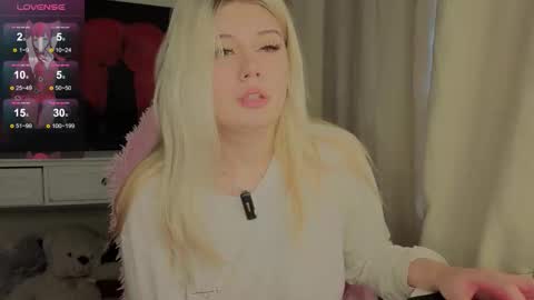 Nika and Lori online show from 10-29-25, 06:04