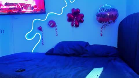 lili_evanss online show from 02-14-26, 06:15