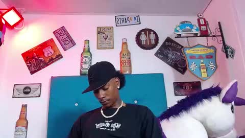 lili_roussi online show from 12-17-25, 11:00