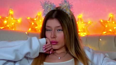 Mia online show from 12-29-24, 12:34